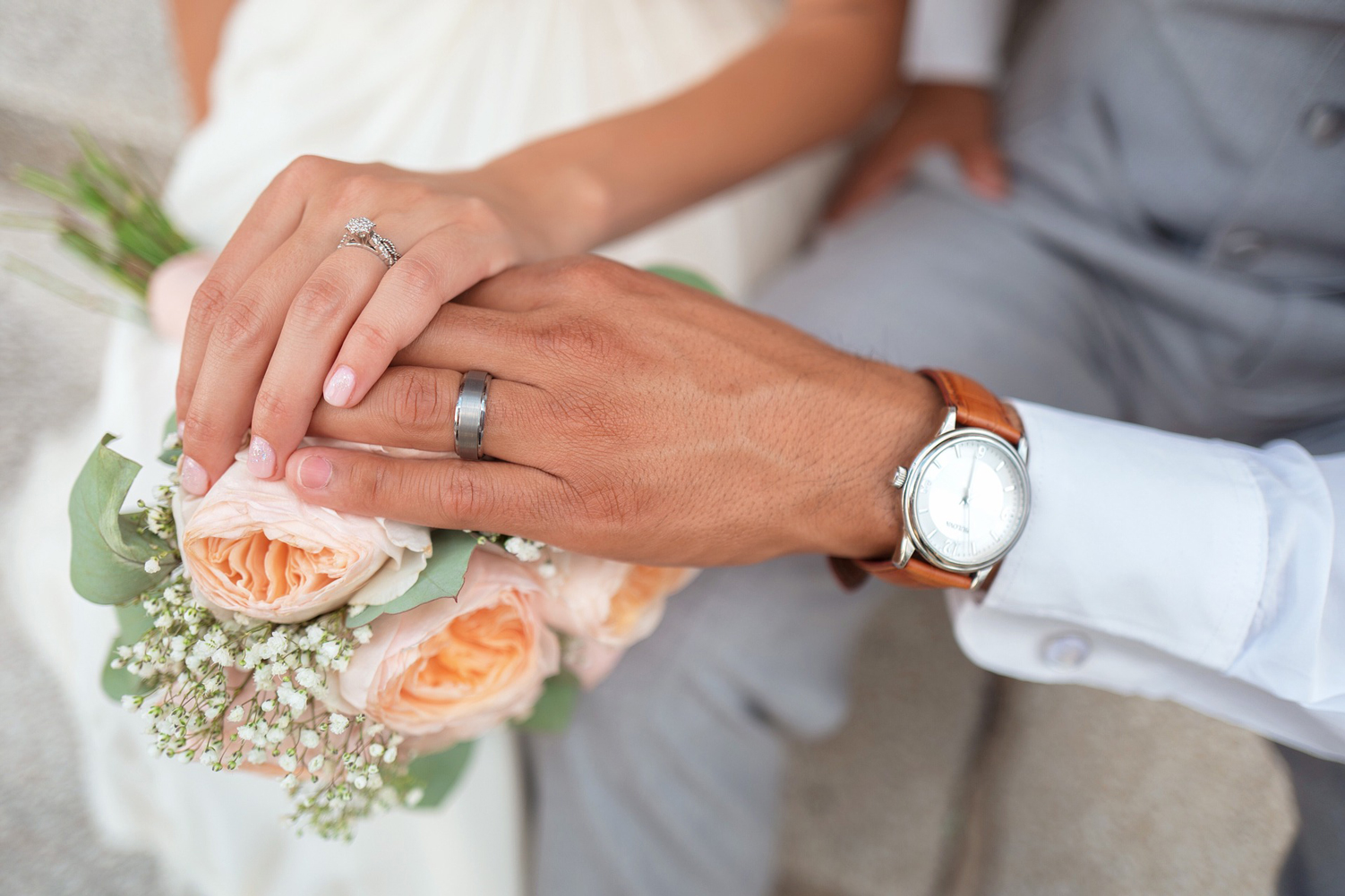 Creating the perfect wedding gift list. Desktop Image