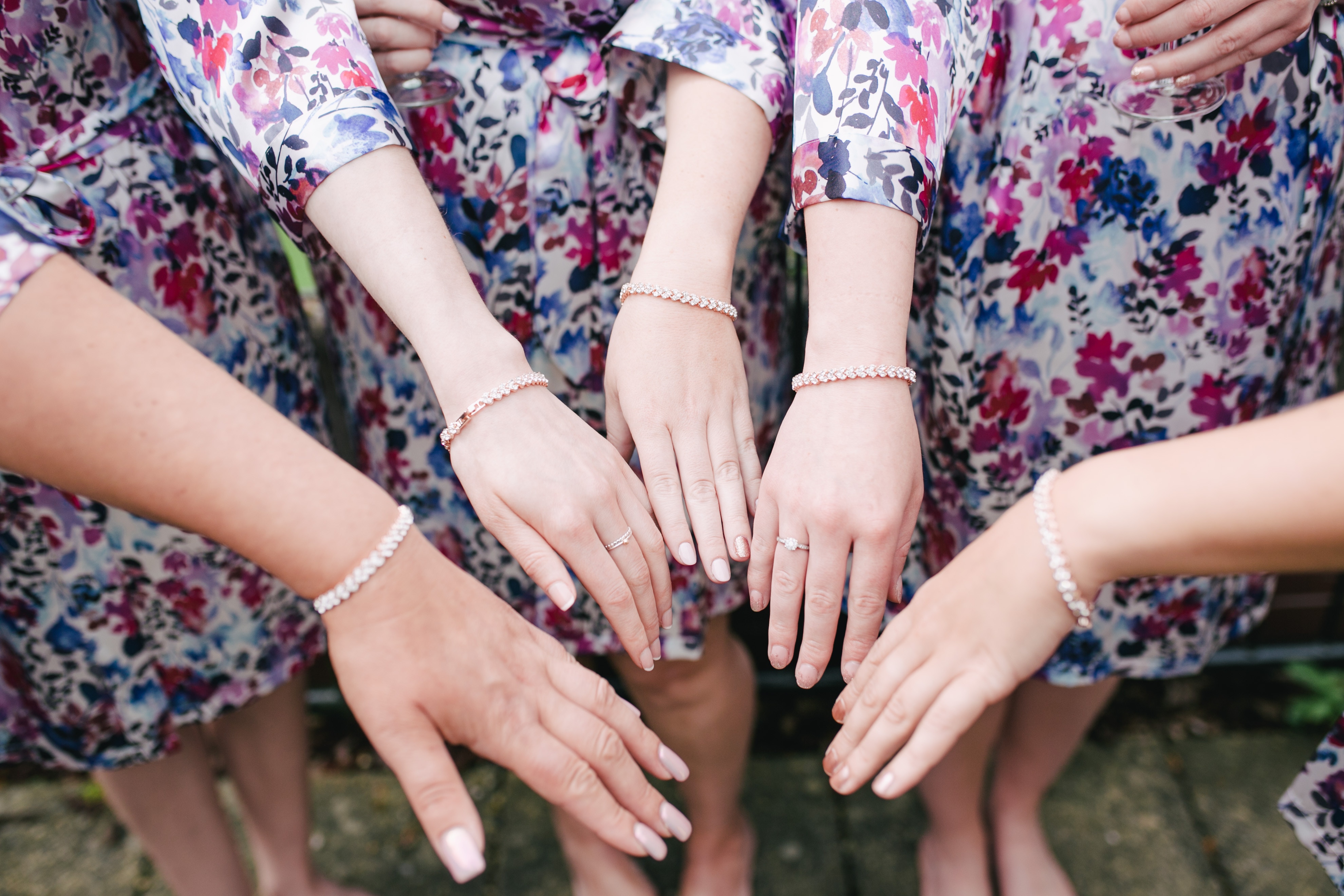 Thank you gifts for your bridesmaids. Desktop Image