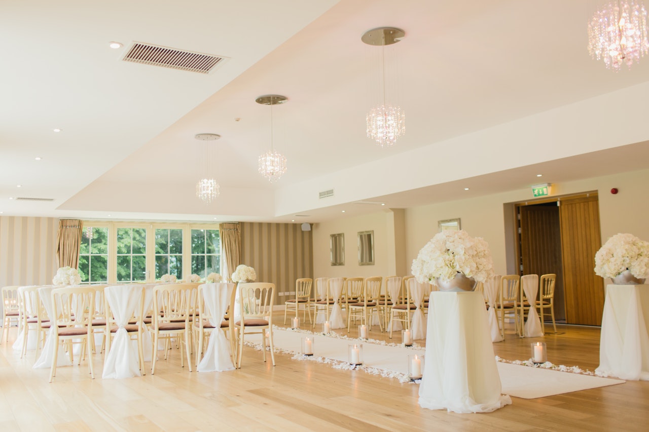 8 steps for a smooth wedding rehearsal. Desktop Image