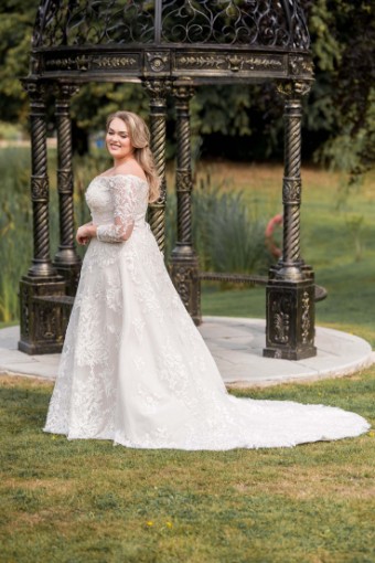 Phoenix Gowns Victoria PH8262 Victoria #0 default Ivory thumbnail