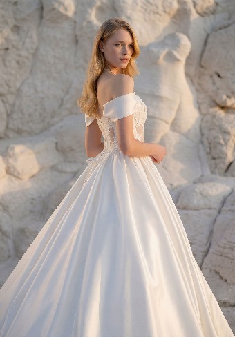 Morilee 1050046B Toviana #4 Ivory/Ivory thumbnail