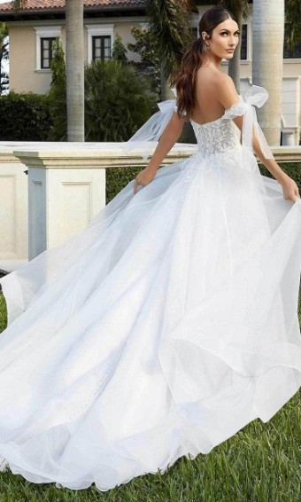 Morilee Fausta 5983 #1 thumbnail
